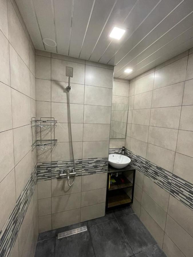 One Central Apartment Erévan Extérieur photo